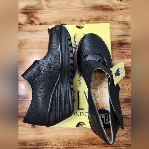 Fly London Women's Wedge Pump - Black - Size EUR38 (US 7.5) - NEW - Picture 6 of 6